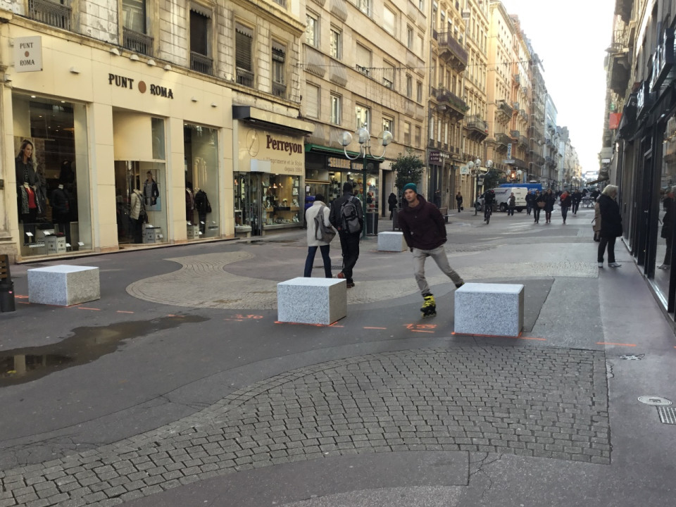 Lyon : les rues de la République et Victor-Hugo enfin protégées contre les voitures folles ?