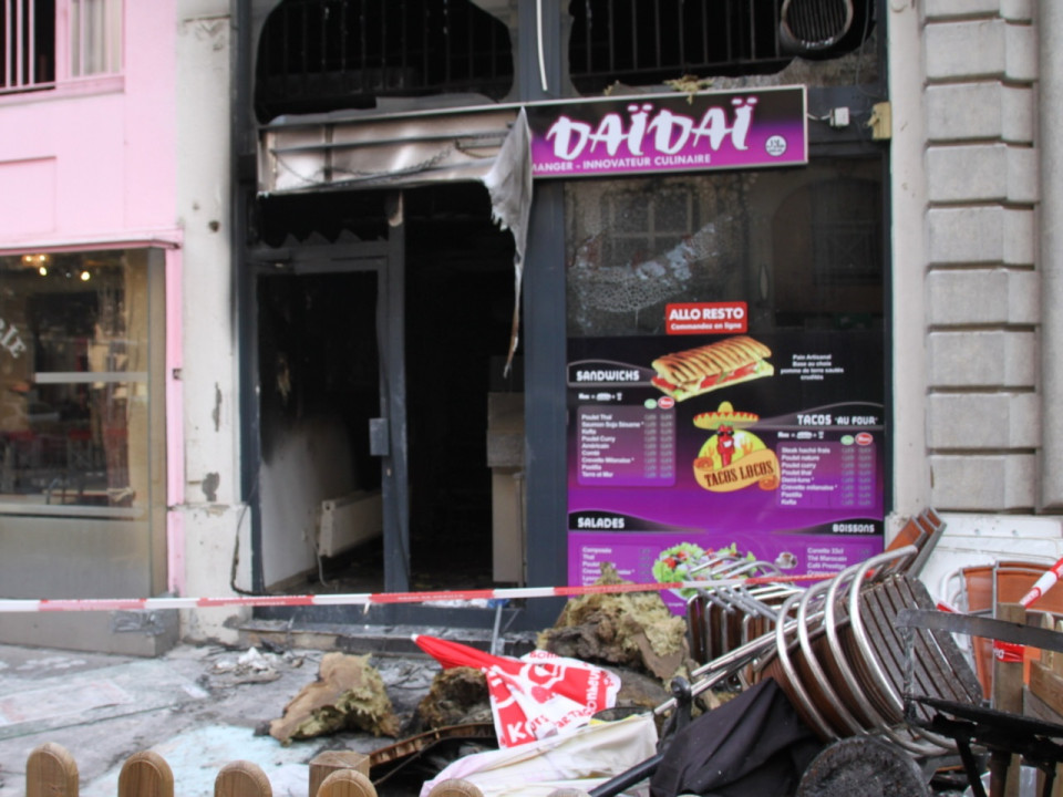 Lyon 7e: 21 personnes évacuées après un incendie dans un kebab