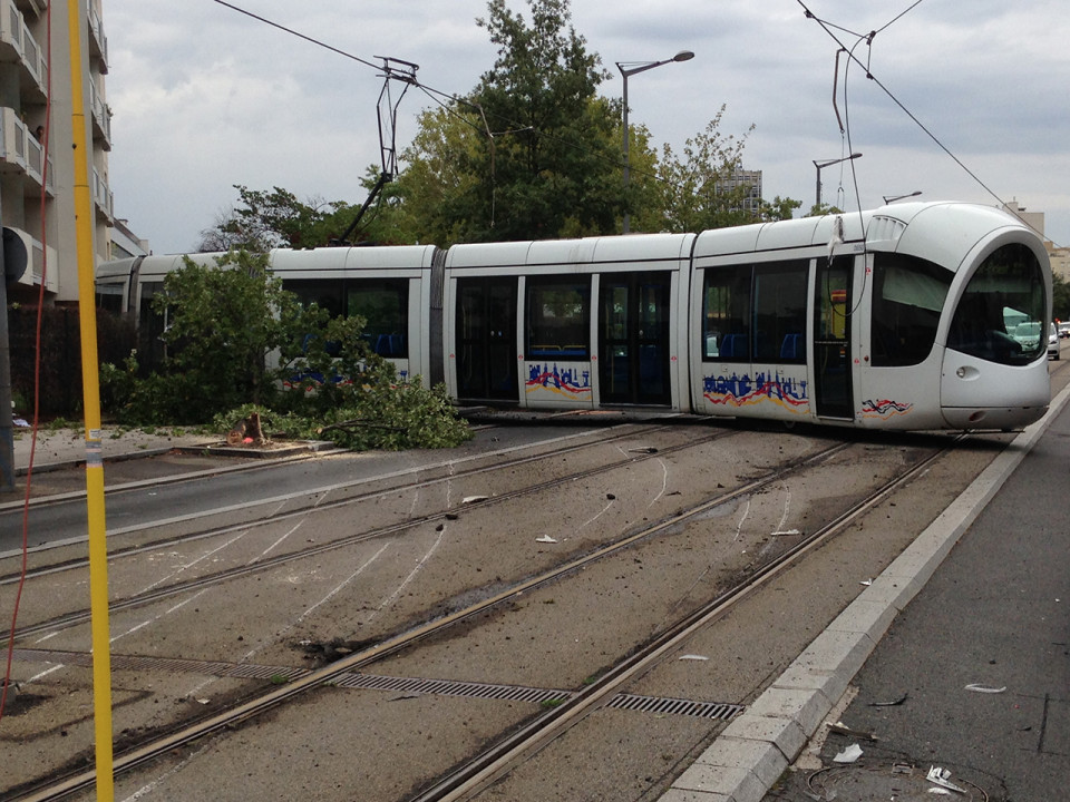 Lyon : le tramway déraille, deux personnes blessées