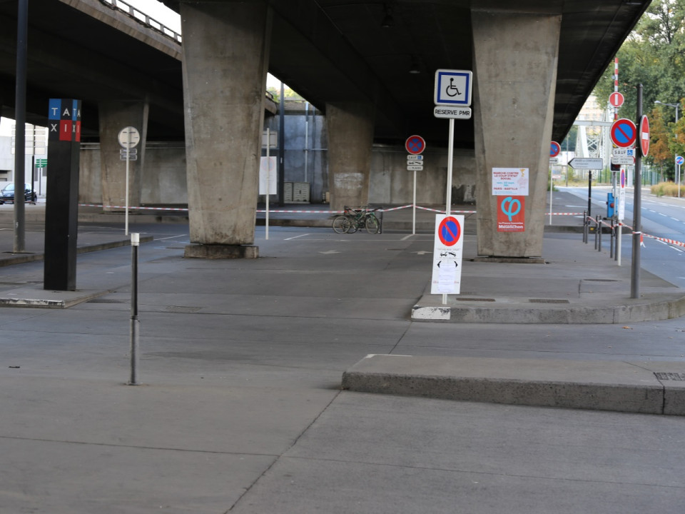 Macron au Musée des Confluences, les migrants de l'autopont expulsés