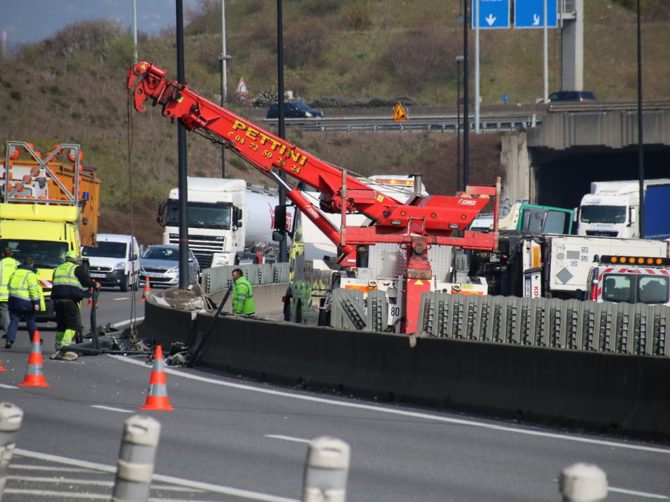 Saint-Priest : deux bless&eacute;s dans un gros accident sur la rocade