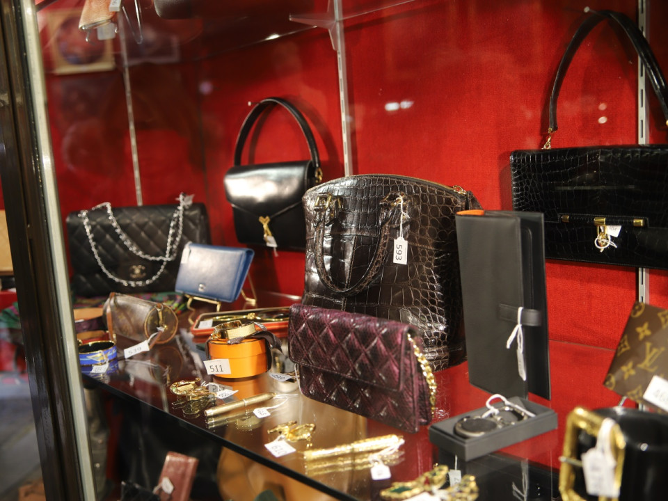 Des sacs Hermès et Dior aux enchères de printemps d'Ivoire Lyon