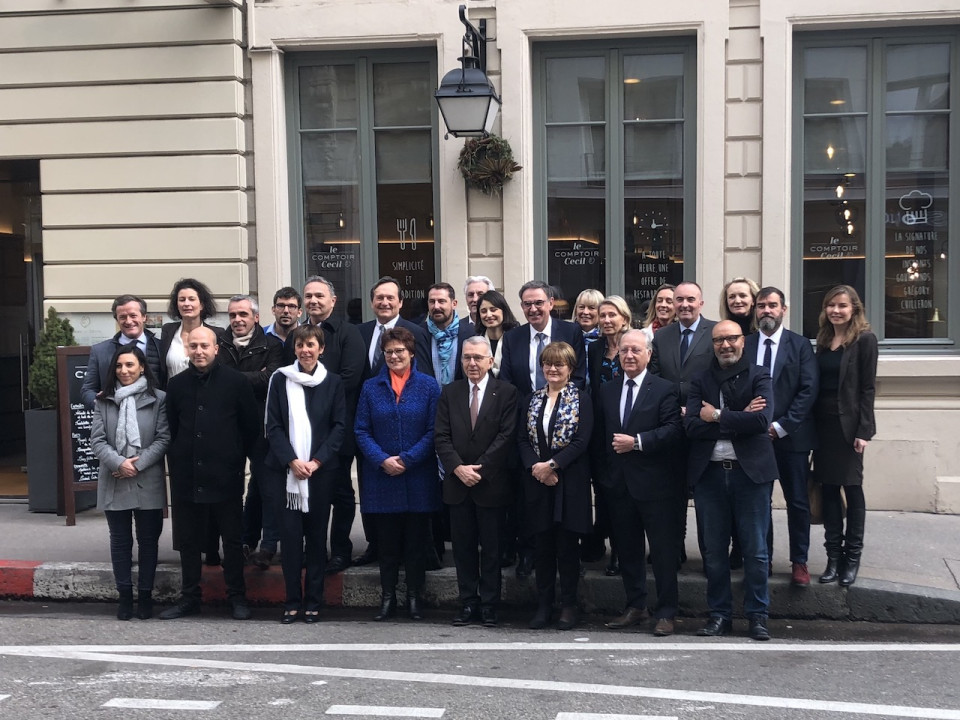 Métropolitaines : David Kimelfeld place ses fidèles soutiens comme têtes de liste - VIDEO