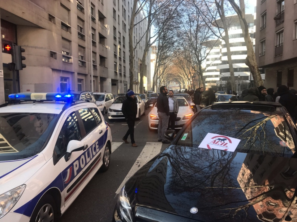 Opération escargot des VTC mercredi à Lyon