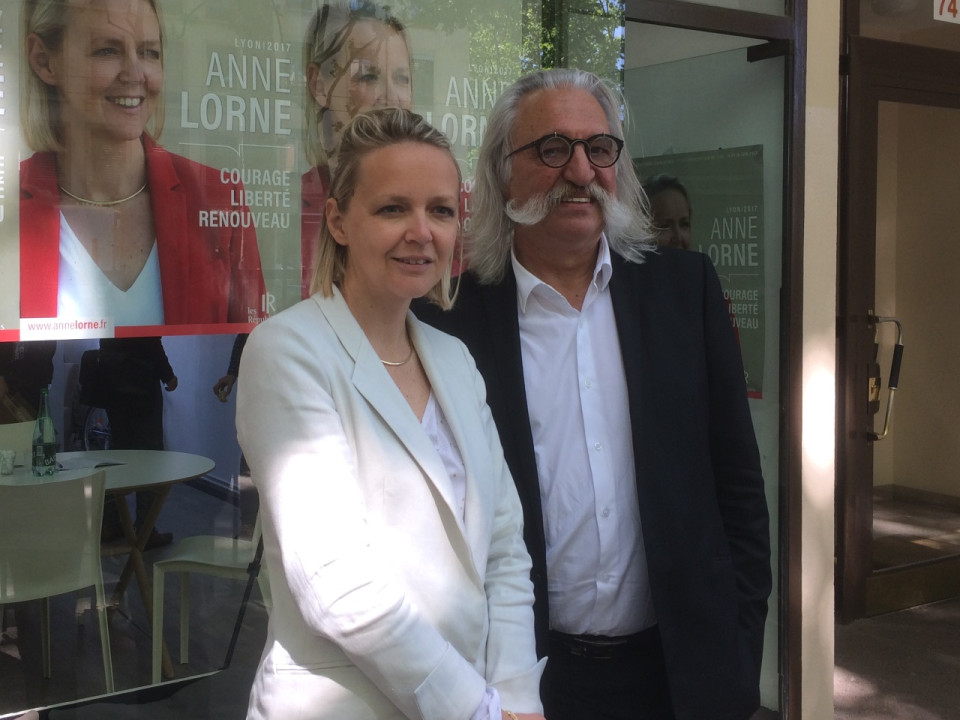 Législatives : Anne Lorne (LR) a choisi le Dr Moustache comme suppléant