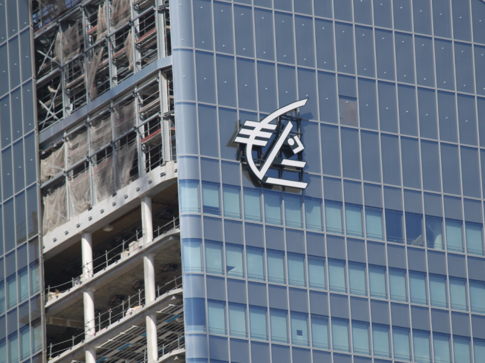 Lyon : un logo géant sur la tour InCity