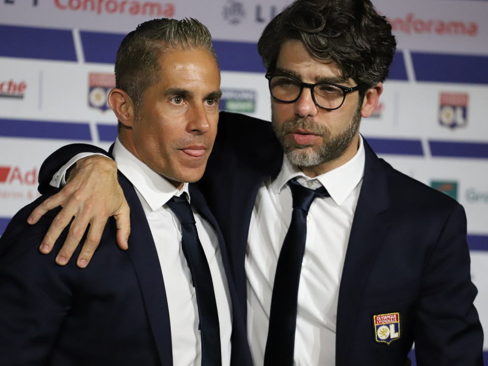 Présentation de Juninho et Sylvinho à l'OL : "Travailler dans la continuité" - VIDEO