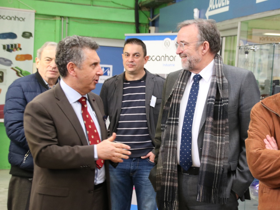 Avec l'appui de la R&eacute;gion, Mecanhor r&eacute;int&egrave;gre des activit&eacute;s &agrave; D&eacute;cines plut&ocirc;t qu'&agrave; l'&eacute;tranger