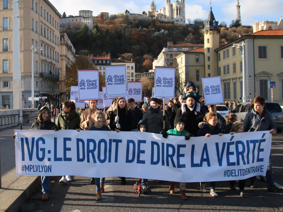 Lyon : 350 personnes à la Marche pour la vie
