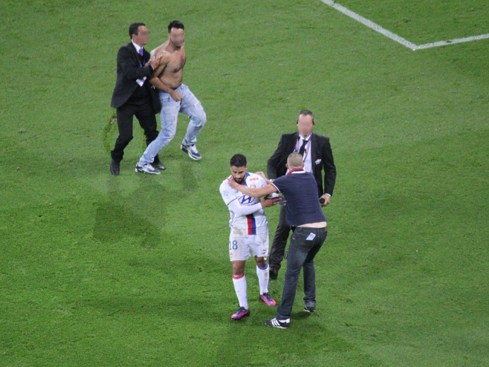 Quatre supporters condamnés après des débordements lors du derby au Parc OL
