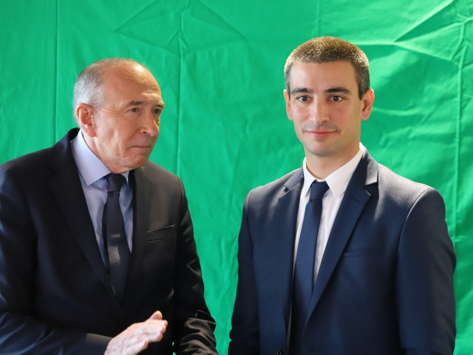 Municipales à Lyon : une tête de liste de Yann Cucherat abandonne