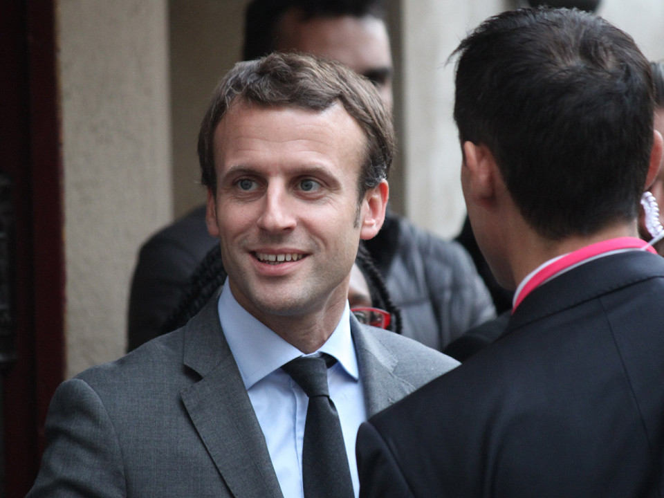 250 personnes manifestent à Lyon en marge de la venue de Macron aux JECO