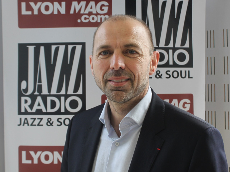 Jean-François Debat : "A la Région, Laurent Wauquiez fait du Sarko, en pire"