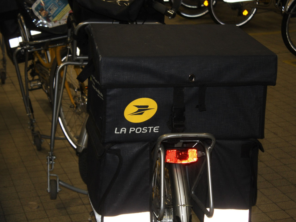 Saint-Priest : il bouscule et menace de mort le facteur