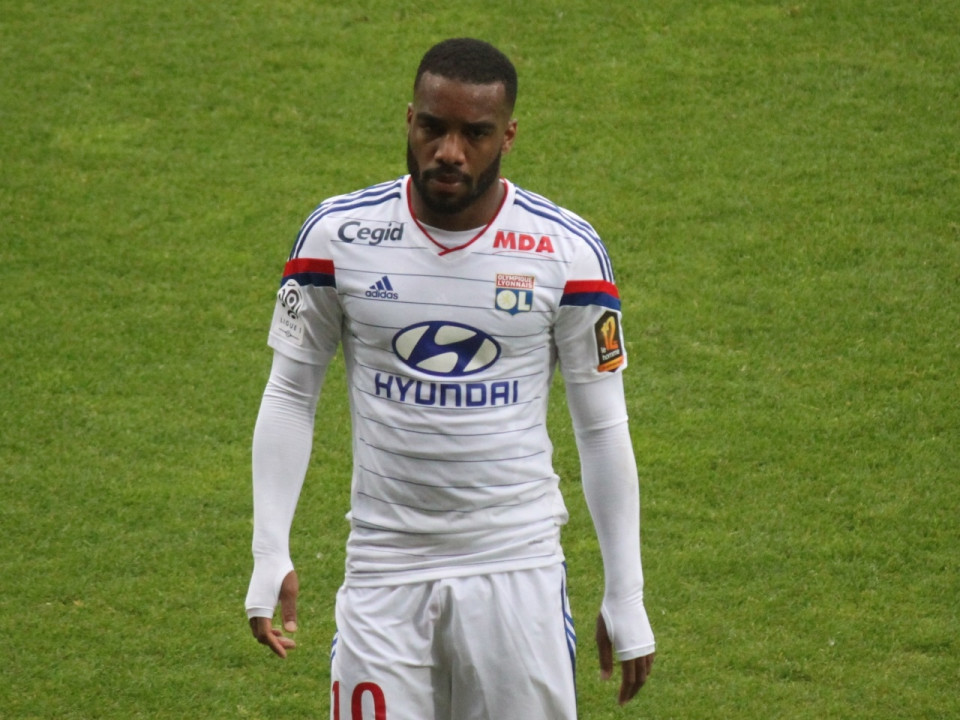 OL : Lacazette n’a pas "pris sa décision" concernant son avenir