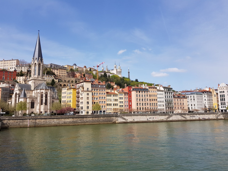 Avec 27 degrés attendus cette semaine, un parfum d’été arrive à Lyon !