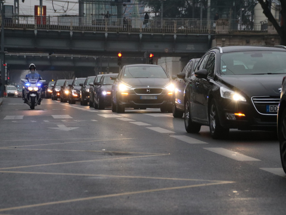 Lyon : une cinquantaine de VTC en colère