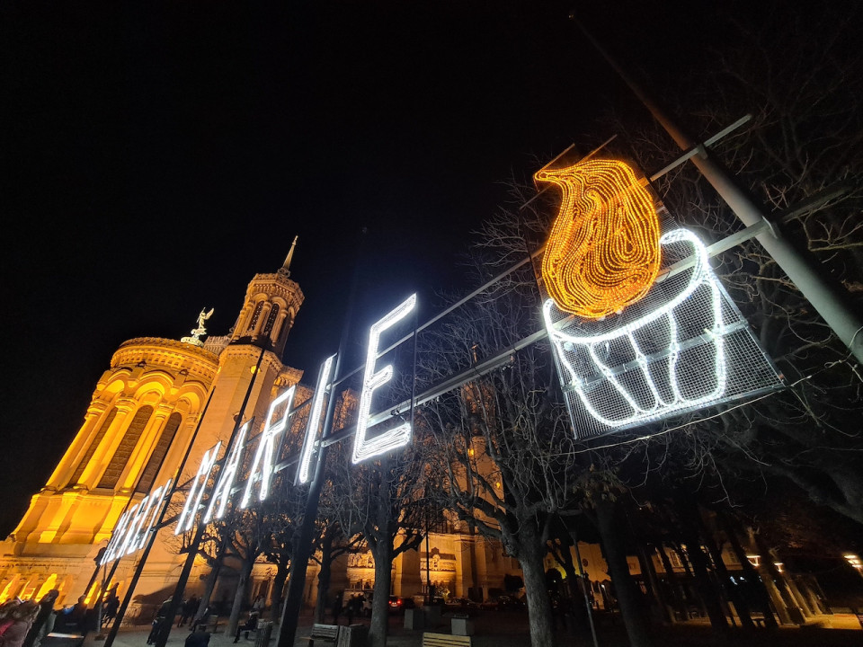 Avec la mise en lumière de son "Merci Marie", Lyon se prépare au 8 décembre 