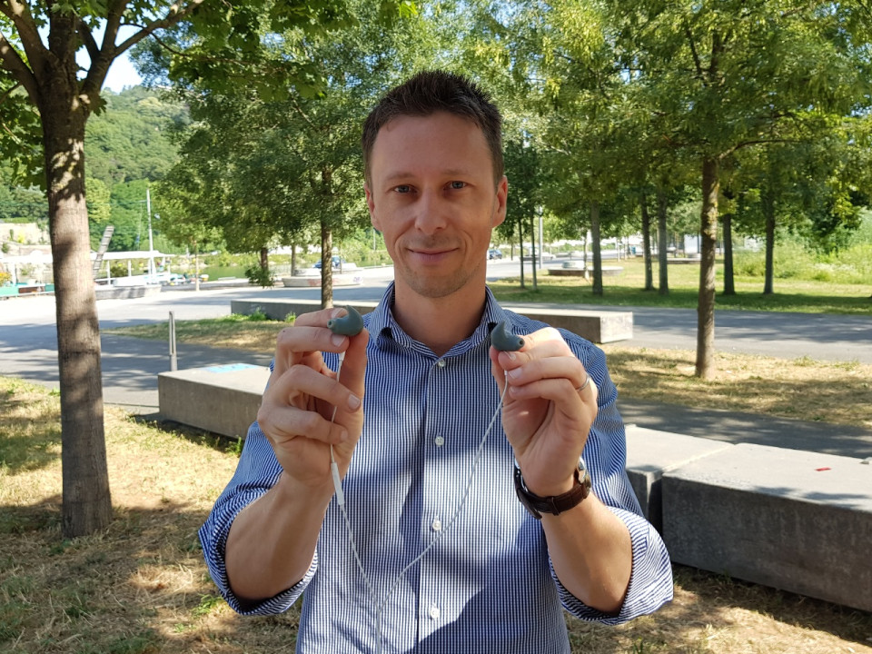 Lyon : une start-up crée des embouts sur-mesure pour écouteurs