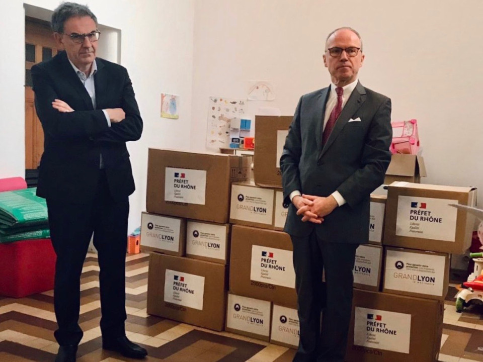 Lyon : 13 000 masques distribués aux acteurs de l’urgence sociale