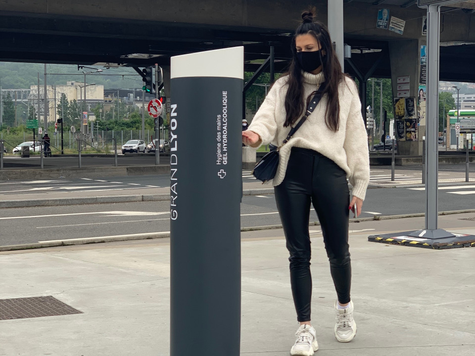 Lyon : les lieux publics où seront installées des bornes de gel hydroalcoolique