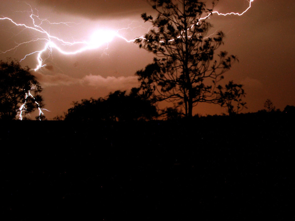 Météo : vigilance orange aux orages et à la canicule dans le Rhône