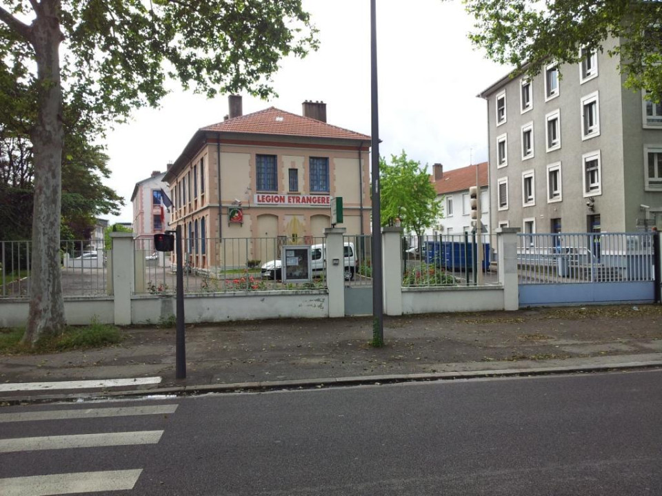 Surprise au Quartier G&eacute;n&eacute;ral-Fr&egrave;re avec un homme, la prostitu&eacute;e n&rsquo;en &eacute;tait pas une