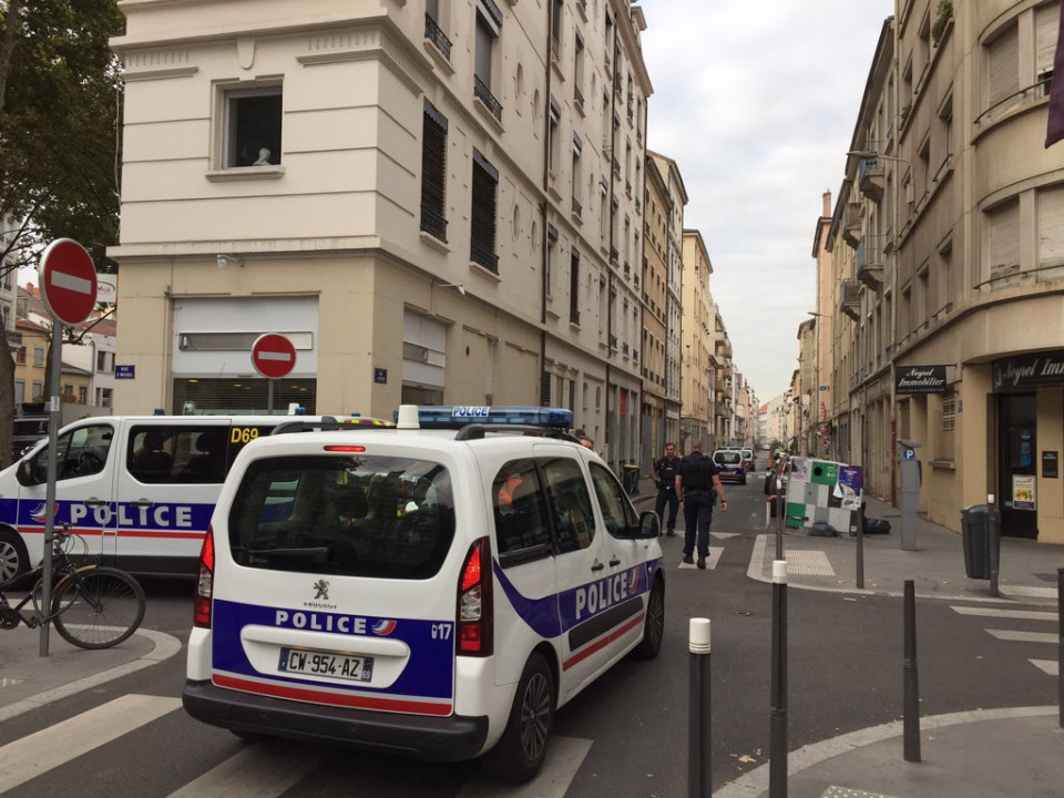 Elle poignarde son mari après une dispute