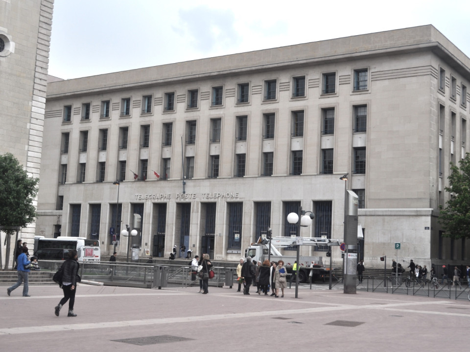 Bellecour : le bureau de Poste fait peau neuve !