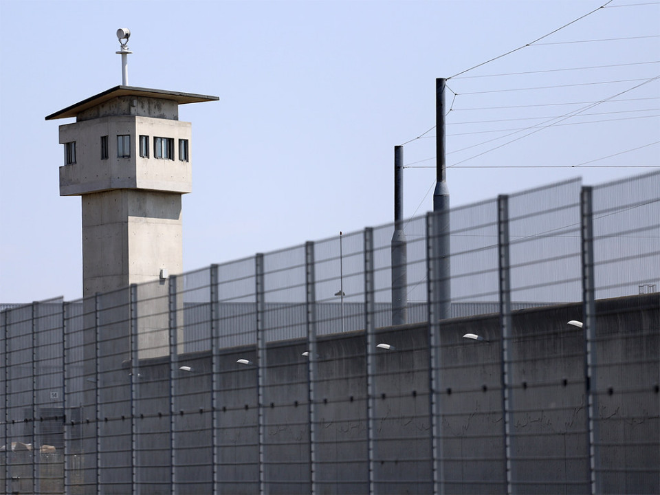 Lyon : un détenu de 19 ans se suicide en prison