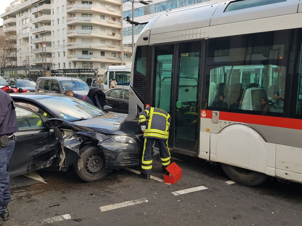 Lyon : violent accident dans le 6e arrondissement de Lyon