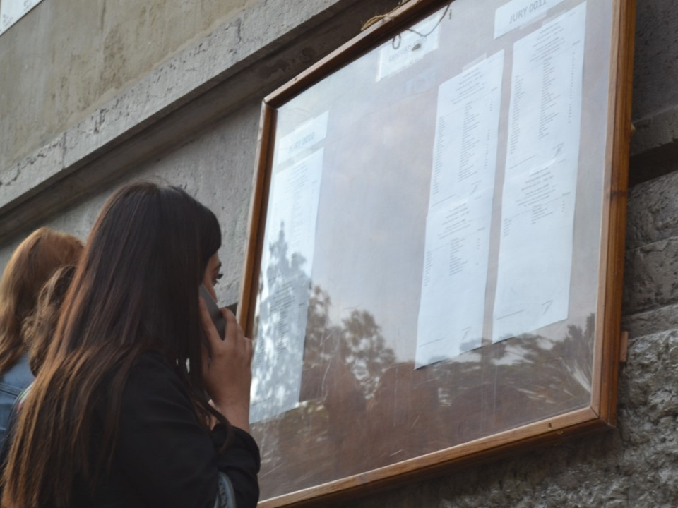 Une élève de l’académie de Lyon obtient 20,84 au bac