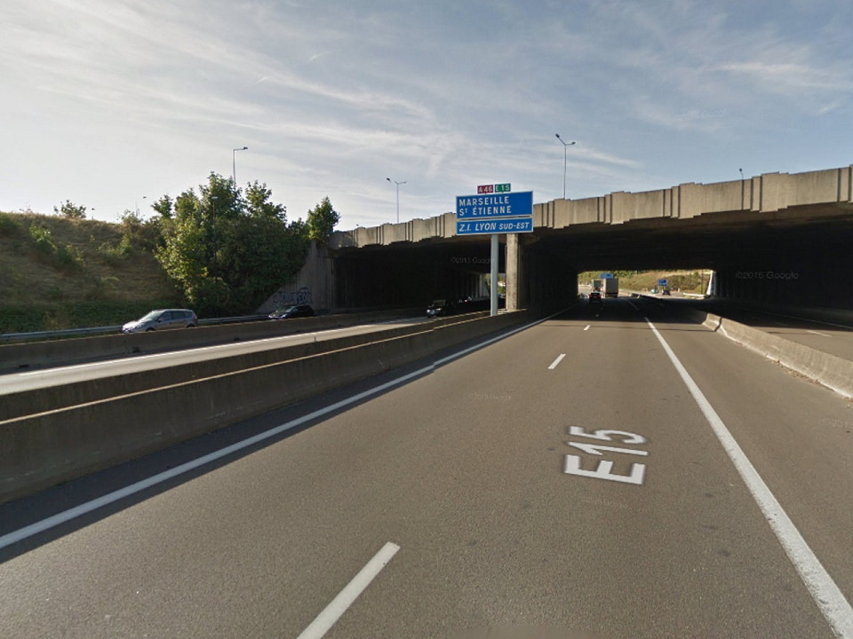 La Rocade Est coupée après un accident