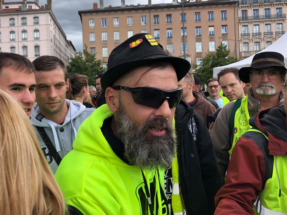 Lyon : de nombreux affrontements, Jérôme Rodrigues dans le cortège des gilets jaunes - VIDEOS