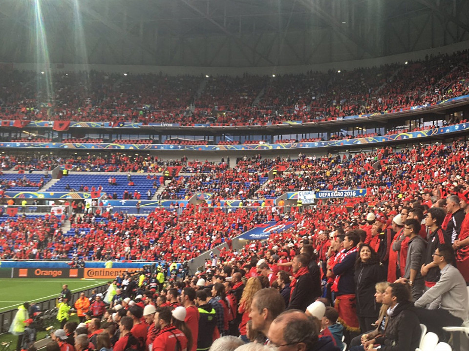 Incidents au Parc OL : l’UEFA ouvre des procédures disciplinaires contre la Roumanie et l’Albanie