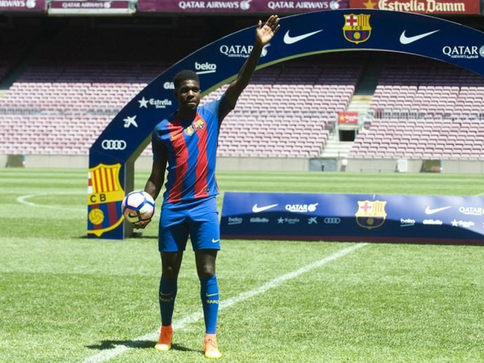 Samuel Umtiti officiellement présenté à Barcelone