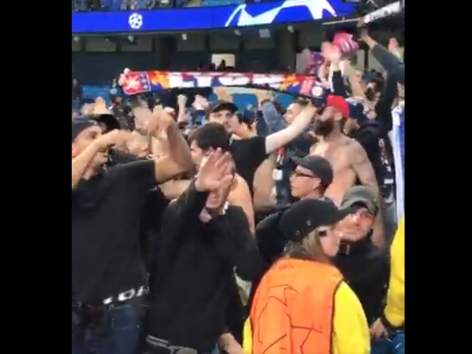 Salut nazi lors de Manchester City – OL : le supporter identifié, le club porte plainte