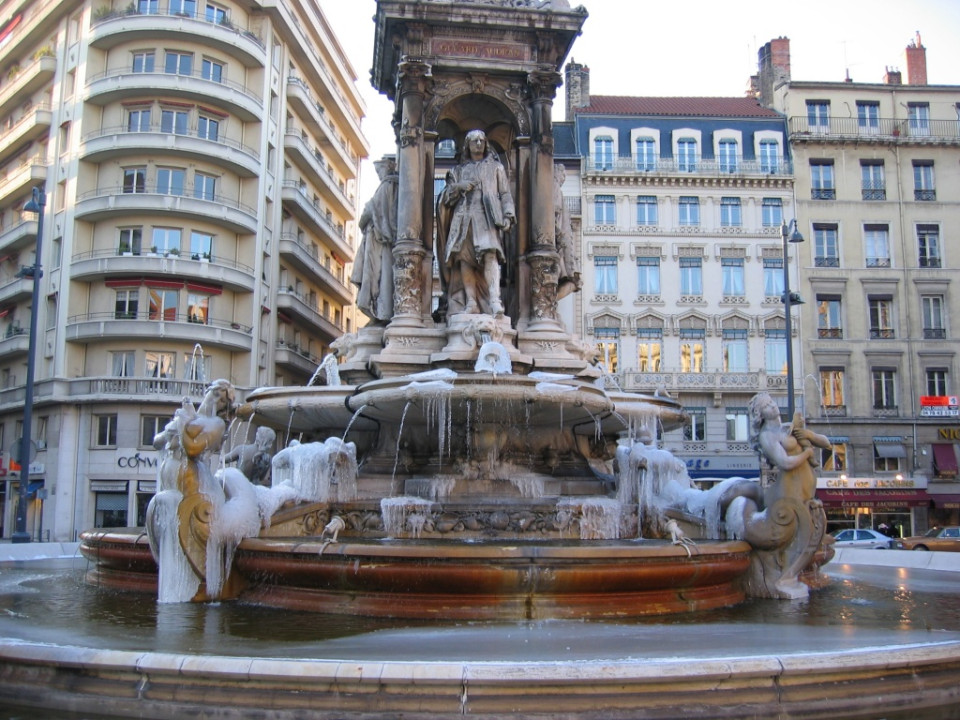 Lyon : la nouvelle place des Jacobins inaugurée ce vendredi