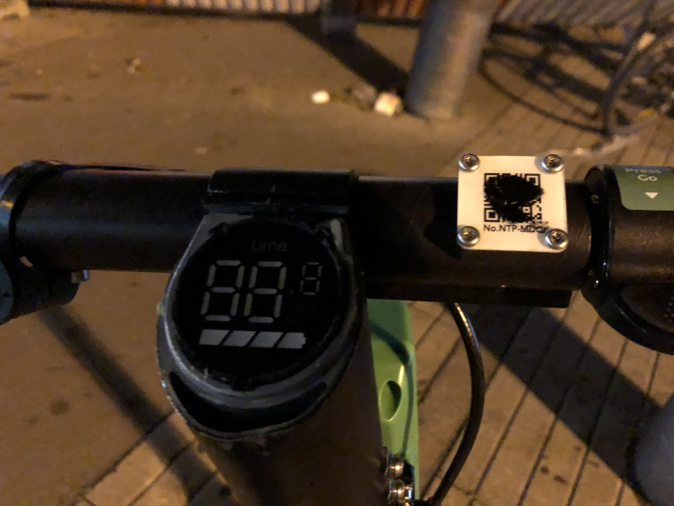 Accusées de briser la grève, 1 500 trottinettes électriques sabotées à Lyon