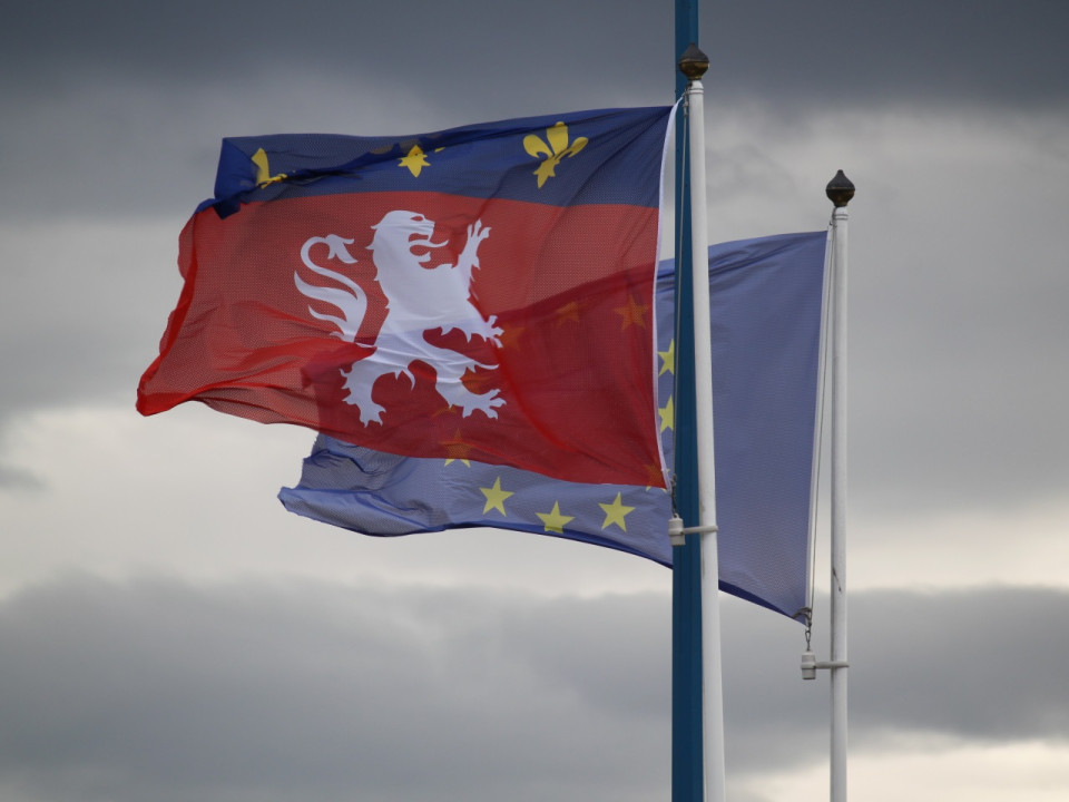 Le Rhône placé en vigilance orange au vent violent