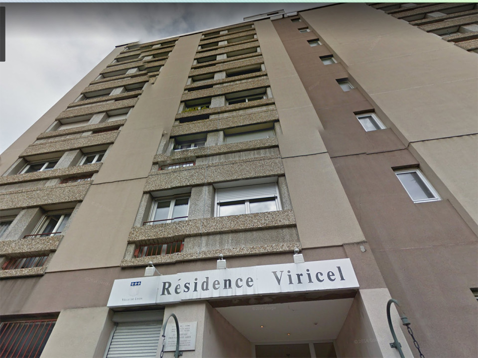 Lyon : un migrant tente de se suicider, il est sauvé par un agent de sécurité