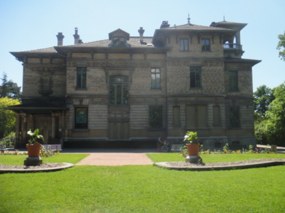Lyon : trois jeunes arrêtés pour le cambriolage de la Villa Gillet