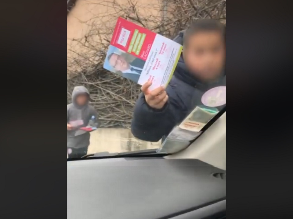 Elections à Rillieux : passe d'armes entre Vincendet et Cachard sur l'utilisation d'enfants dans la campagne