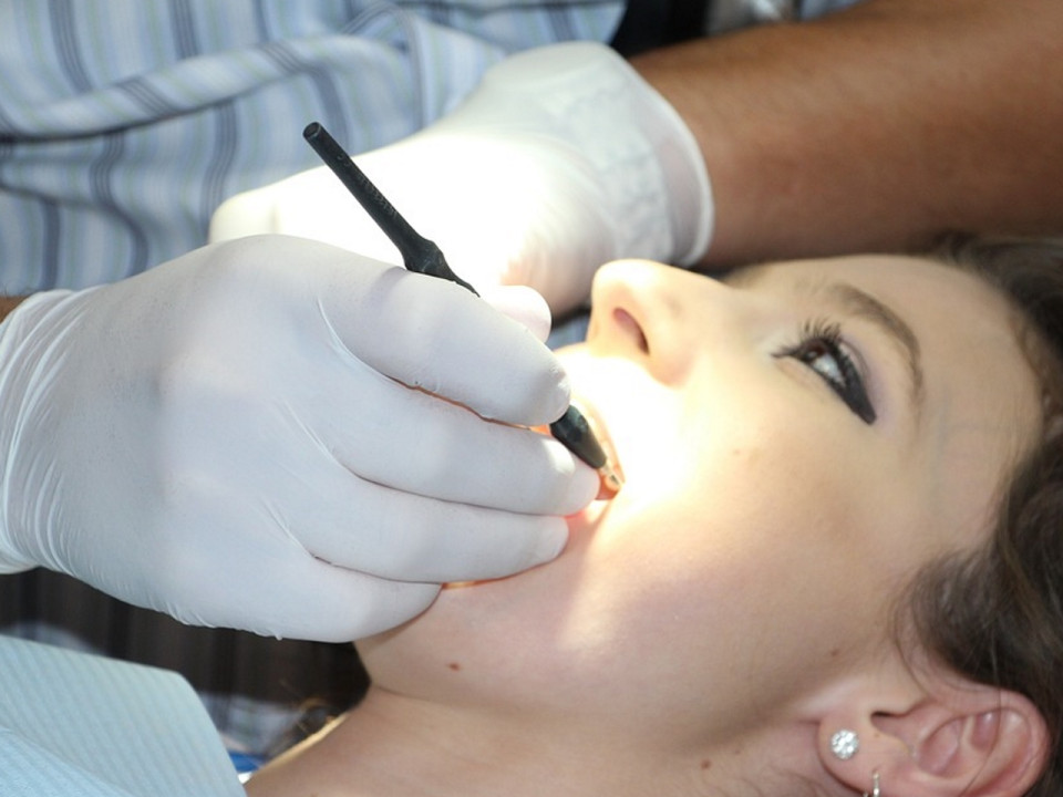 Des chirurgiens-dentistes de la région en grève