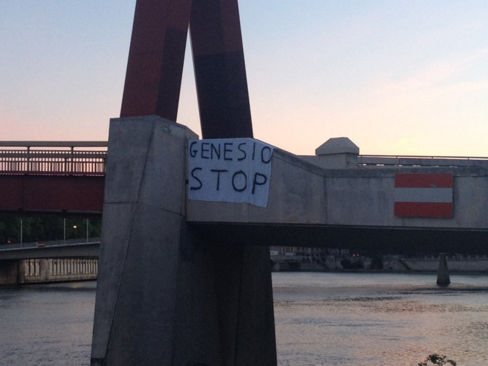 OL : des banderoles anti-Genesio fleurissent dans Lyon