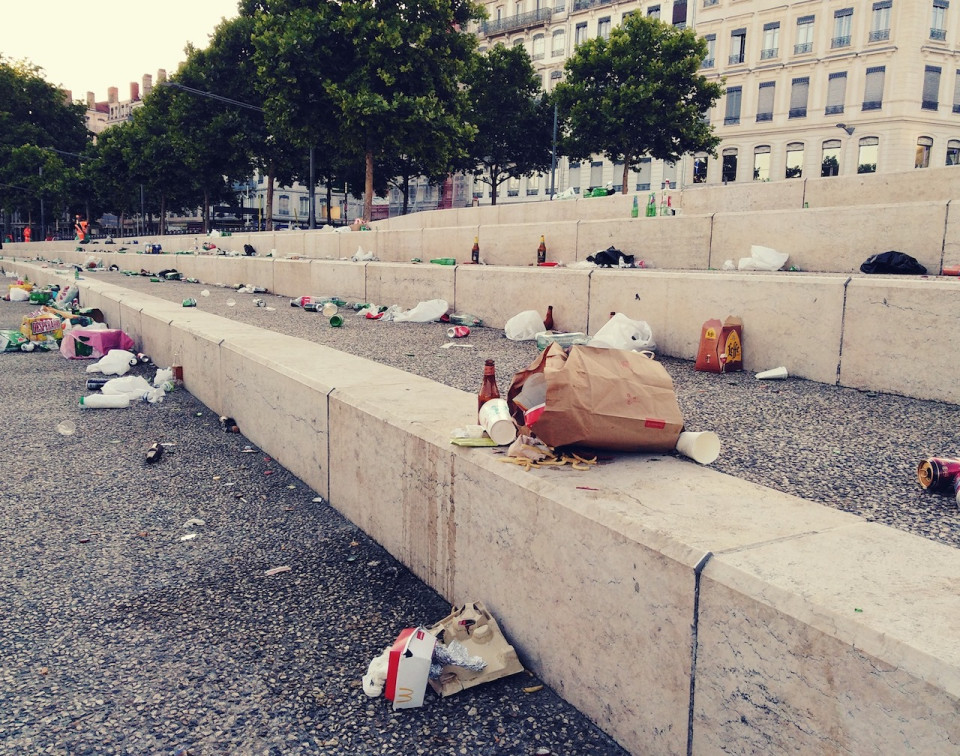 Lyon : des étudiants mobilisés pour une opération nettoyage des berges du Rhône ce week-end