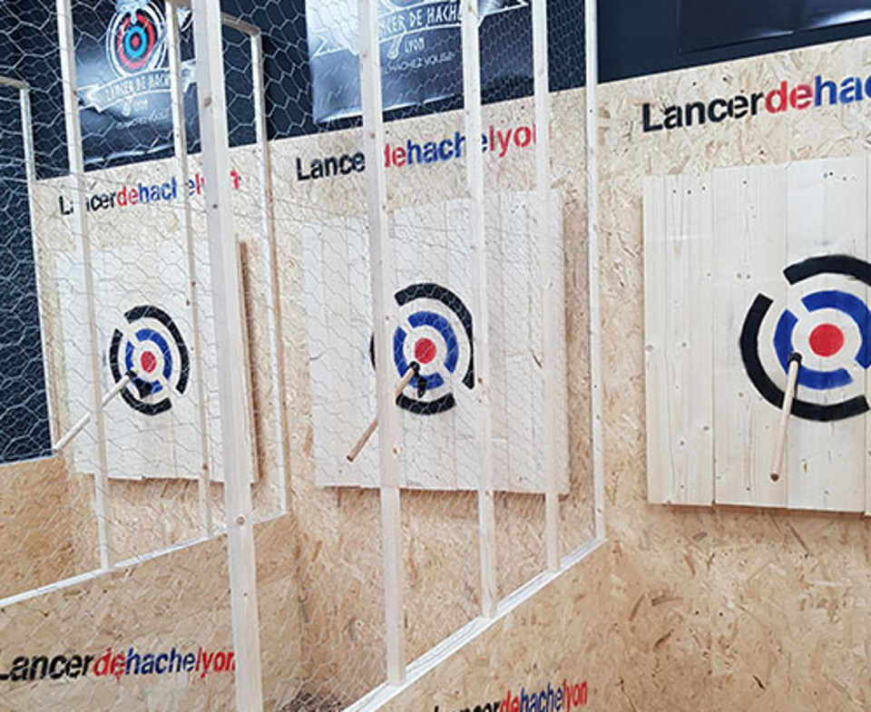 Le lancer de hache, un "sport accessible à tous"