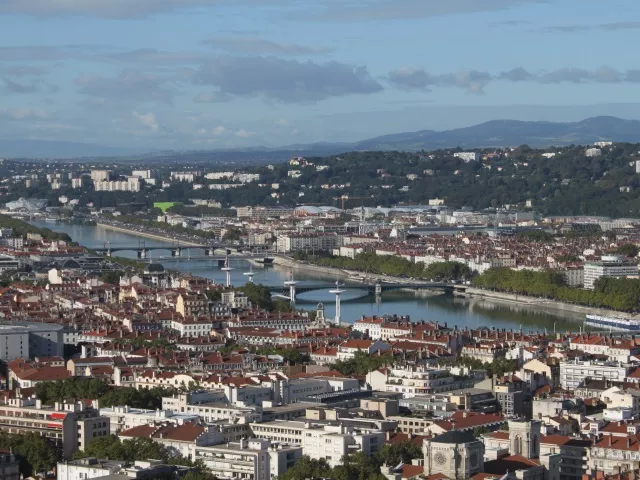 Lyon dans le top 10 des destinations week-end européennes !
