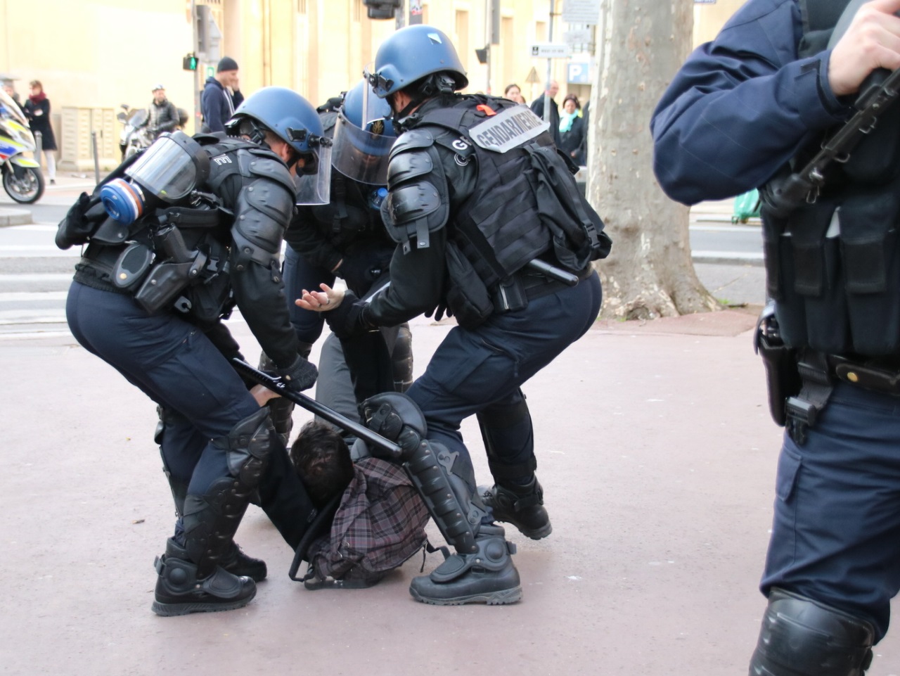 3 personnes ont été interpellées - Lyonmag.com