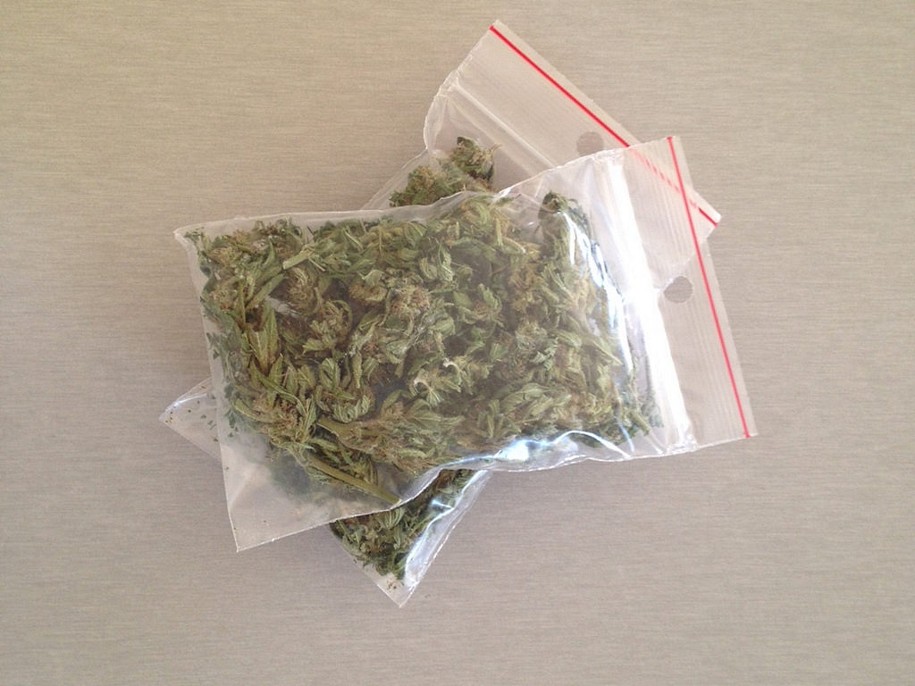 Download La Duchère : 10 kilos de cannabis et plus de 20 000€ retrouvés